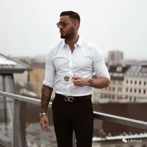  只有猛男才能hold住禁欲系白衬衫,妹子看了想嫁