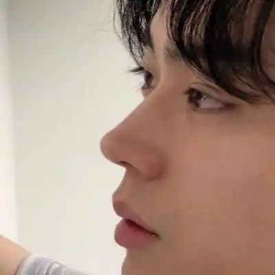  很帅气又很干净的ins风男生头像,ins风绝版超帅男生头像