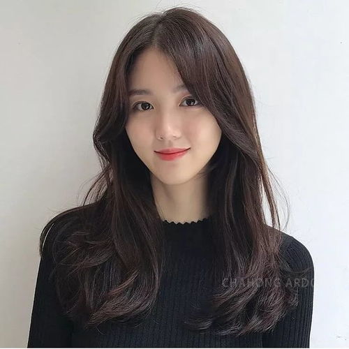 小姐姐长发卷
