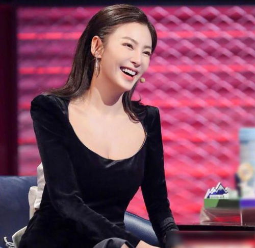  脱口秀大会爆冷,李雪琴位居第五,冠军表演风格出乎意料