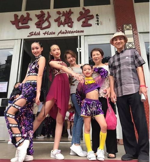  小s为婆婆庆母亲节,用好儿媳标榜自己,对徐妈妈却只字不提