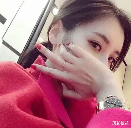  妹子,你出来逛街就是一条靓丽的风景线啊