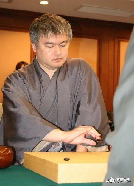  牛年牛局欧洲的骄傲淘汰世界冠军汉斯书写黑白世界传奇