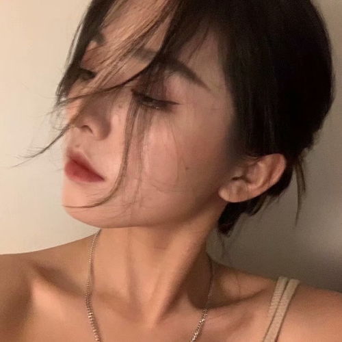  丧到极致的抑郁文案没有公开的恋情,就是在给其他人留机会