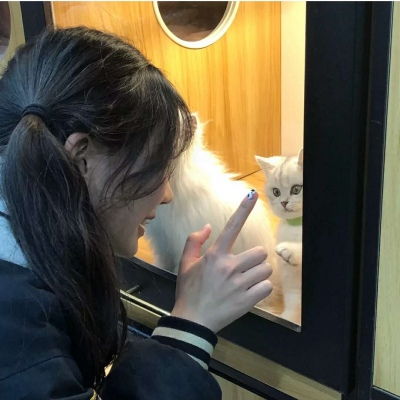  眠眠子ins清新女生头像落日归女生头像我要个性网