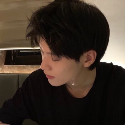  摩羯座的男孩子喜欢一个人的四大表现准准准准