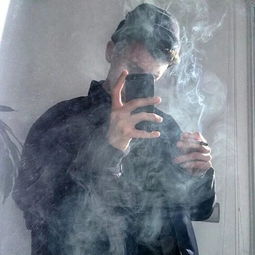  头像不要吃着碗里的惦记锅里的,直接抱着锅吃多省心