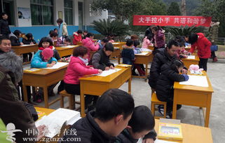  亲子绘家与返乡父母共迎新春