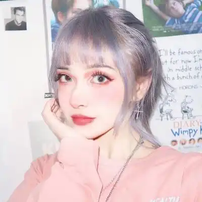  彩色头发女头,爱上染发的女生了