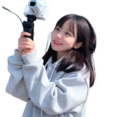 白底很好看的女生气质网红头像大全,白底女头小众头像御姐 白底很好看的女生气质网红头像大全,白底女头小众头像御姐