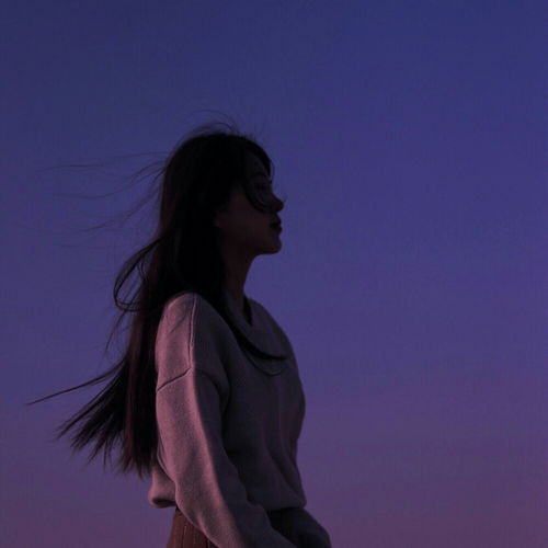  头像第一人称世界