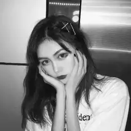 女生头像高质量黑色系女