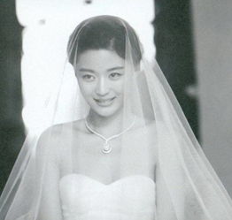 全智贤儿子首曝光,大长腿难掩父母好基因
