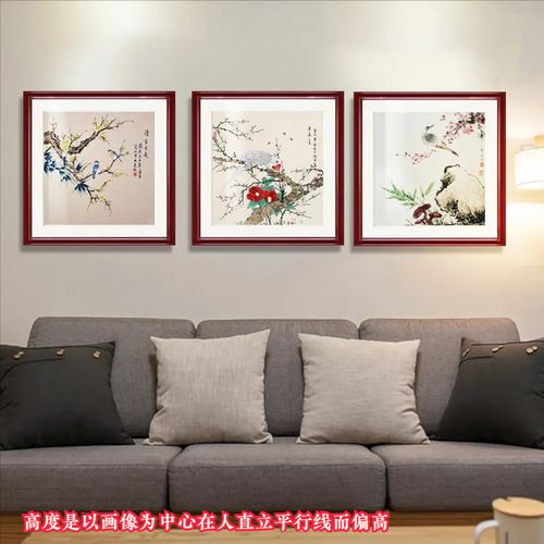  客厅挂画这样选,旺家聚财得平安
