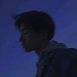  影子头像男高清伤感图片好看的男生背影图片