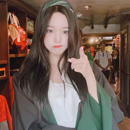  爱意是不是00后女爱豆发缝第一人