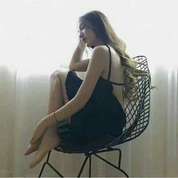  世事本就恶俗不堪,能慷慨几分,能原qq女生头像我要个性网