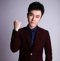  虎牙卡尔曾经的花式告假主播,如今的虎牙lol第一人