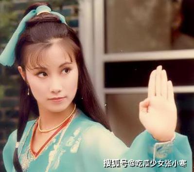  73岁汪明荃办年货偶遇周润发,2次婚姻3段感情,传后悔离婚愧对前夫