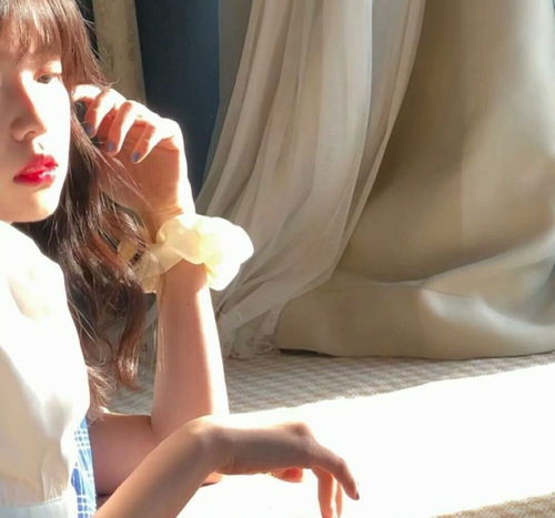  女头丨揉碎了写诗