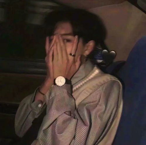 个性头像抽烟超拽霸气瓜