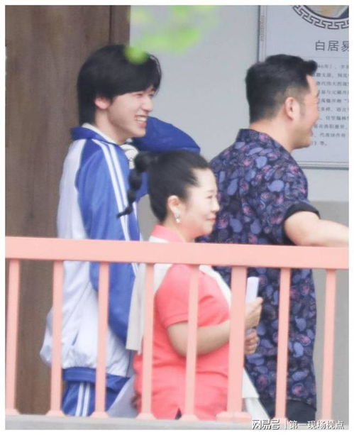  陶虹周奇合体录制综艺沙溢还原乔卫东造型网友直呼爹地