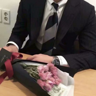  男生头像高清图片帅气网图男生头像成熟大叔