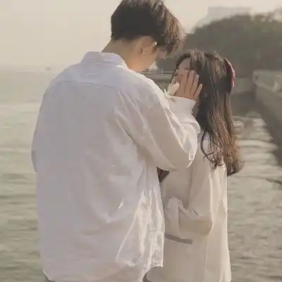  唯美情侣头像图源最右