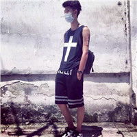  侧面帅哥男生头像,走马观花的男人