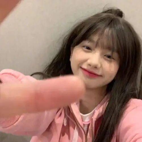  女生头像很遗憾有些人相知相爱又归零