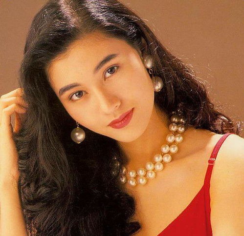  女神也老了李嘉欣晒美照庆51岁生日发际线疑后移