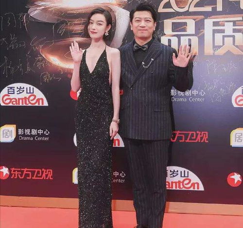  红毯背后的内卷明星冬天露肩露腿成常态,粉丝也跟着操心