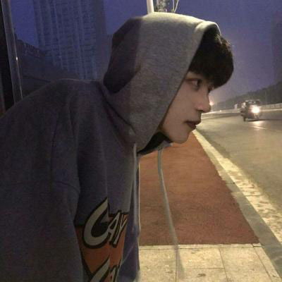 做运输公司的微信头像伤