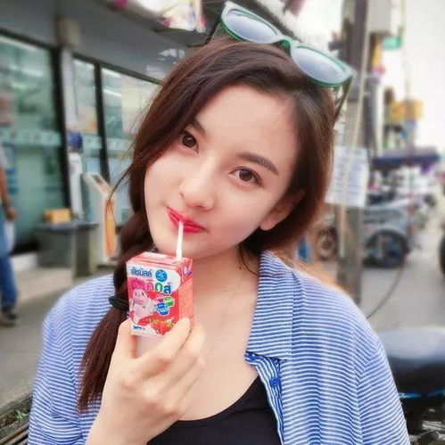 张雪迎小时候的头像黑妞