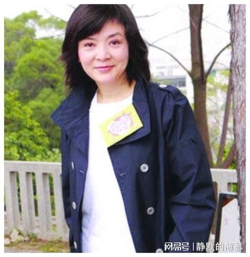  抛弃周润发嫁给富豪陈超武,陈玉莲若没分手,发哥不会有今天