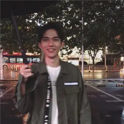  2020高清成熟酷酷的帅帅的禁欲系男生头像高清真人