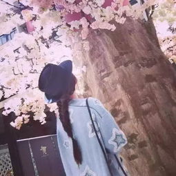  因为小升初,可能会暂时闭关学期很短所以会退出美拍一段柠檬不萌但却很酸的美拍