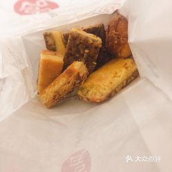  上海哈尔滨食品厂延安路店的杏仁排好不好吃用户评价口味怎么样杭州美食杏仁排实拍图片大众点评
