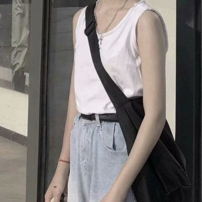  只有身子没有头的头像清纯女生真人半个身子的头像