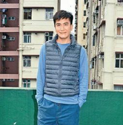  马国明暗示已与黄心颖分手,称要努力挣钱,有钱才有安全感