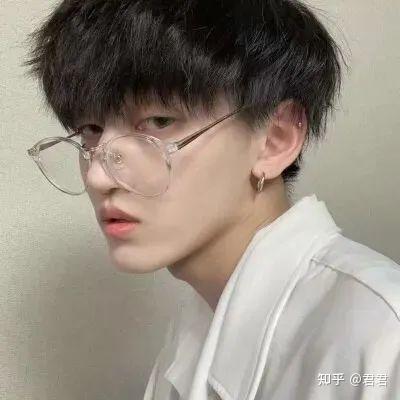  气质男生头像少年感男生头像