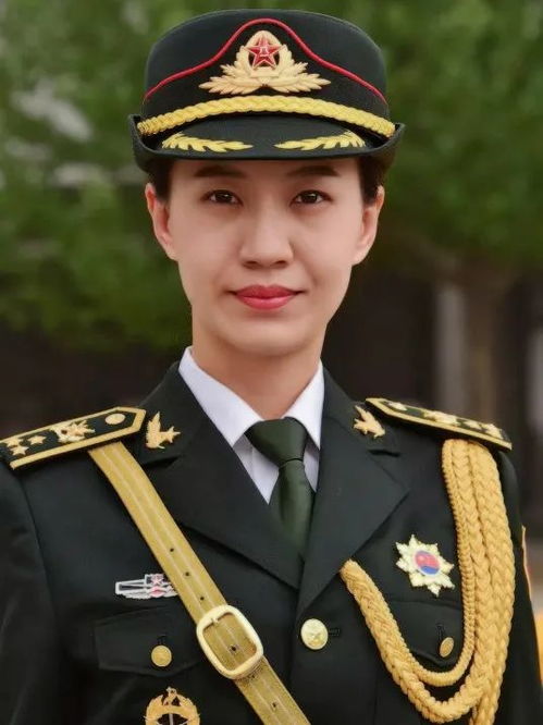  程诚三次选择,成就仪仗女兵的别样风采