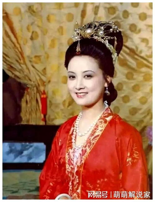  芳官为什么被改了三次名字她每一次改名字,都暗藏着宝玉的忏悔