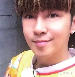  友谊的小船说翻就翻她们p图只顾自己,不顾别人