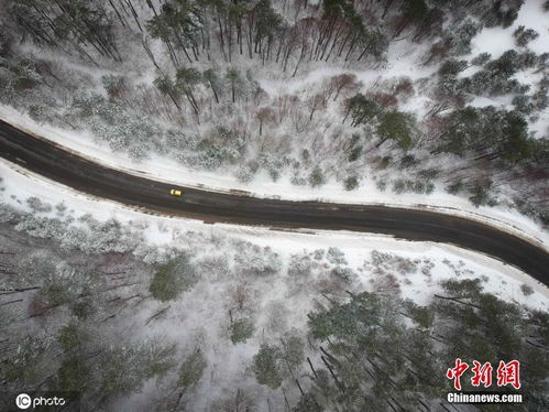  航拍土耳其雪景美如水墨画