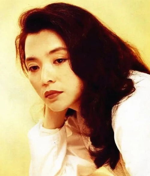  59岁陈玉莲近况,脸上沧桑气质不减,曾让周润发一见倾心的女人