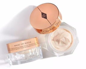  有支唇膏那颜色像女人刚刚被吻过的红charlottetilbury
