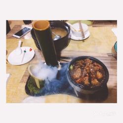  槿餐厅的鲜竹筒烧腊猪蹄好不好吃用户评价口味怎么样遵义美食鲜竹筒烧腊猪蹄实拍图片大众点评