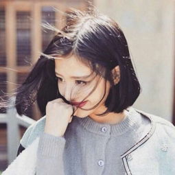  好看的短发女生头像高清大全一难过就可以抱住你该多好