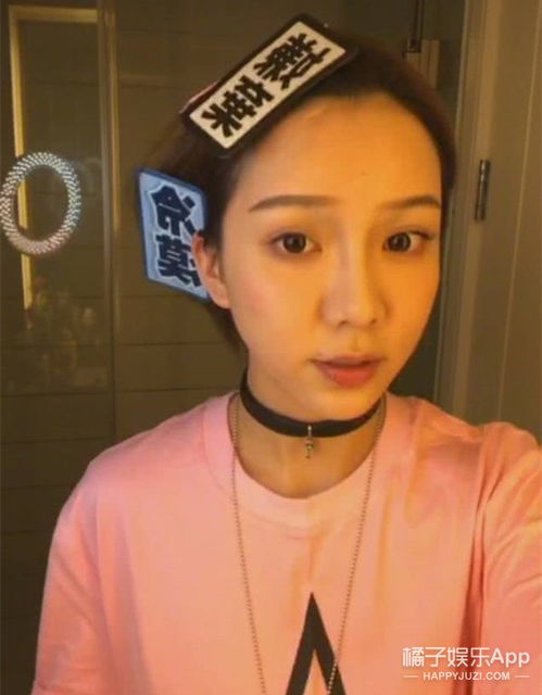  一夜走红后又被封杀的温婉开直播了,没开美颜的她原来长这样